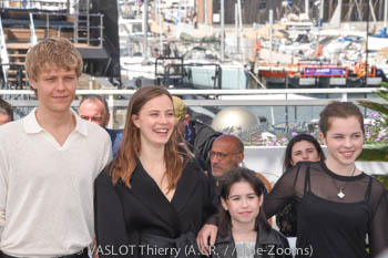 Jakub Gierszał, Saskia Rosendahl, Maya O'Rourke, Maia Rae Domagala