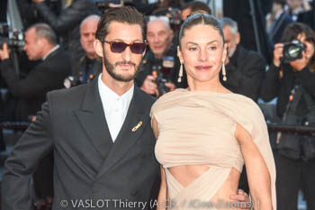 Pierre Niney, Natasha Andrews