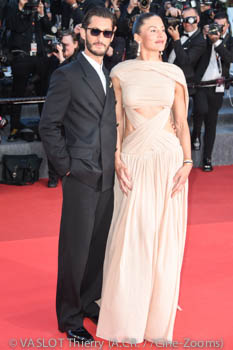 Pierre Niney, Natasha Andrews