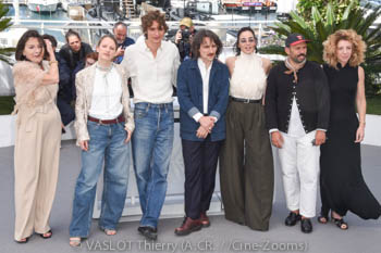 Yile Yara Vianello, Vassili Schneider, Bérenger Thouin, Souheila Yacoub, Pierre-Antoine Billon, Carine Ruszniewski 