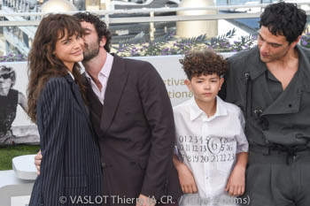 Cara Delevingne, Jordan Firstman, Reggie Absolom, Diego Calva