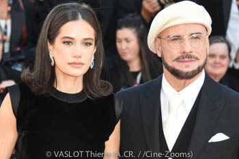 Ella Bleu Travolta, John Travolta