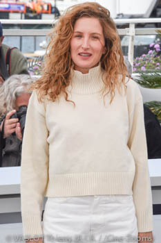 Julia Piaton