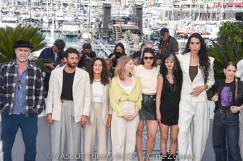 Eric Cantona, Mathias Minne, Sophie Garagon, India Hair, Avril Besson, Louise Giordano, Raya Martigny, Fanny Sidney, Julia Mingo, Christophe Audeguis Eric Cantona, Mathias Minne, Sophie Garagon, India Hair, Avril Besson, Louise Giordano, Raya Martigny, Fanny Sidney, Julia Mingo, Christophe Audeguis