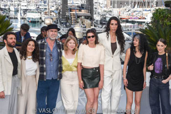 Mathias Minne, Sophie Garagnon, Eric Cantona, India Hair, Avril Besson, Raya Martigny, Louise Giordano, Fanny Sidney Mathias Minne, Sophie Garagnon, Eric Cantona, India Hair, Avril Besson, Raya Martigny, Louise Giordano, Fanny Sidney