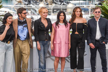 Mina Kavani, Niels Schneider, Clémentine Célarié, Géraldine Nakache, Monia Chokri