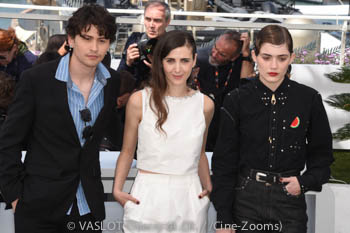 David Flores, Katharina Rivilis, Naomi Cosma