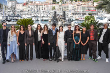Giulia Schelhas, Rebecca Schulz, David Flores, Katharina Rivilis, Naomi Cosma, Bianca Dumais, Aurora Voegeli