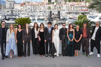 Giulia Schelhas, Rebecca Schulz, David Flores, Katharina Rivilis, Naomi Cosma, Bianca Dumais, Aurora Voegeli