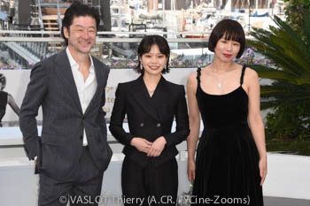 Tadanobu Asano, Yukiko Sode, Yukino Kishii 