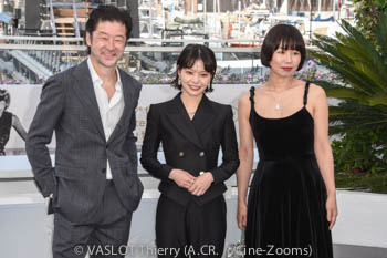 Tadanobu Asano, Yukiko Sode, Yukino Kishii 