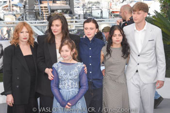 Birgit Minichmayr, Lotte Shirin Keiling, Sandra Wollner, Carla Hütterman, Esja Wendel, Tristán López