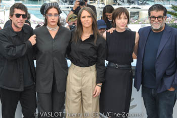 Hugo Sélignac, Adèle Exarchopoulos, Jeanne Herry, Sara Giraudeau, Alain Attal 