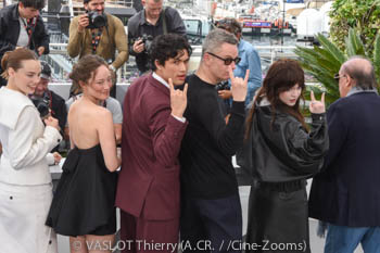 Kristine Froseth, Havana Rose Liu, Charles Melton, Nicolas Winding Refn, Sophie Thatcher, Pino Donaggio 