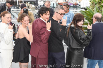 Kristine Froseth, Havana Rose Liu, Charles Melton, Nicolas Winding Refn, Sophie Thatcher, Pino Donaggio 