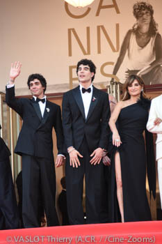 Javier Ambrossi, Javier Calvó, Penélope Cruz