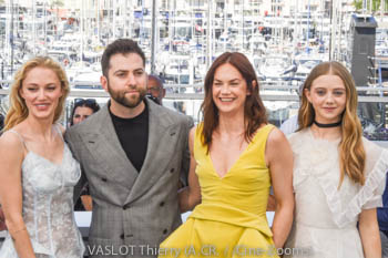 Maika Monroe, Zachary Wigon, Ruth Wilson, Evie Templeton