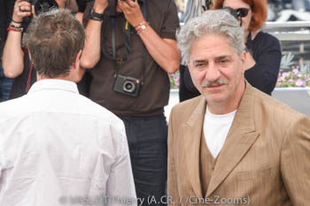Simon Abkarian