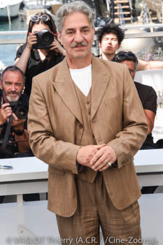 Simon Abkarian