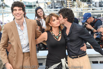 Javier Calvo, Penélope Cruz, Javier Ambrossi 