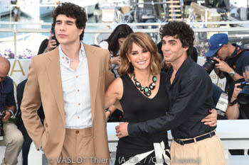 Javier Calvo, Penélope Cruz, Javier Ambrossi 