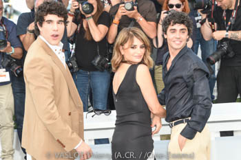 Javier Calvo, Penélope Cruz, Javier Ambrossi 