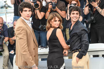 Javier Calvo, Penélope Cruz, Javier Ambrossi 