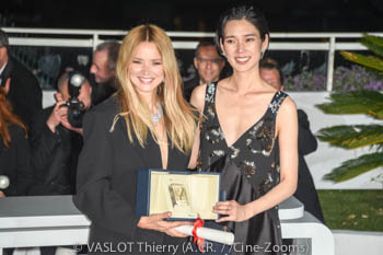 Virginie Efira, Tao Okamoto (Prix d'Interprétation Féminine)