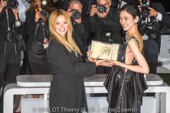 Virginie Efira, Tao Okamoto (Prix d'Interprétation Féminine)